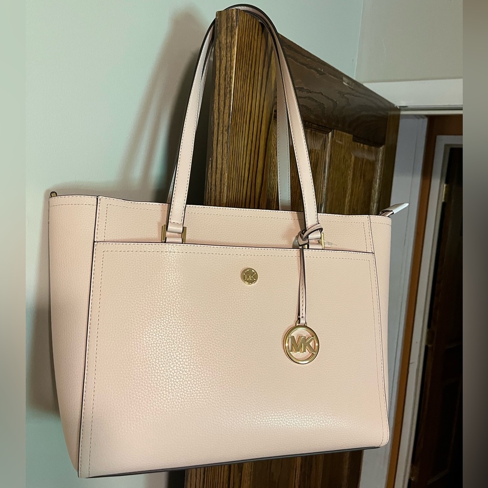 Michael Kors bag